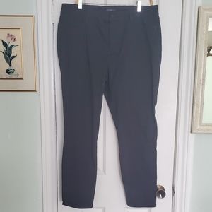 NDYJ Black Cropped Pant